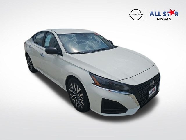 2025 Nissan Altima 2.5 SV in Glacier White — front three-quarter view